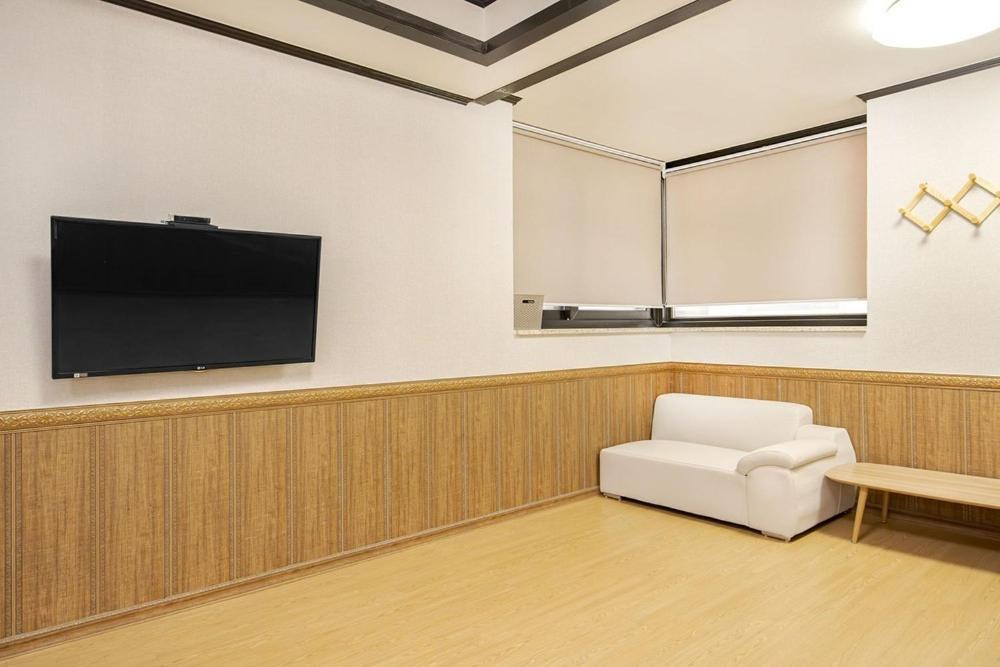 Boryeong Daecheon Sun And Moon Pension Номер фото