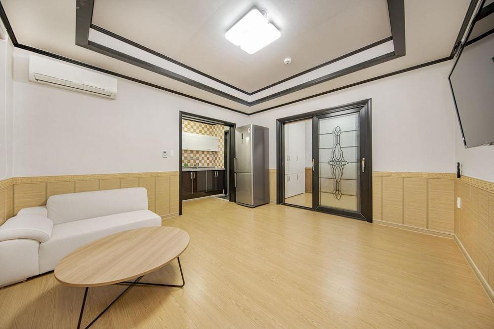 Boryeong Daecheon Sun And Moon Pension Екстер'єр фото