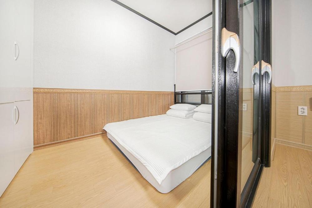 Boryeong Daecheon Sun And Moon Pension Екстер'єр фото